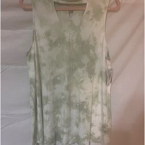 Torrid. Size 2 mock neck sleeveless shirt. Very soft never worn